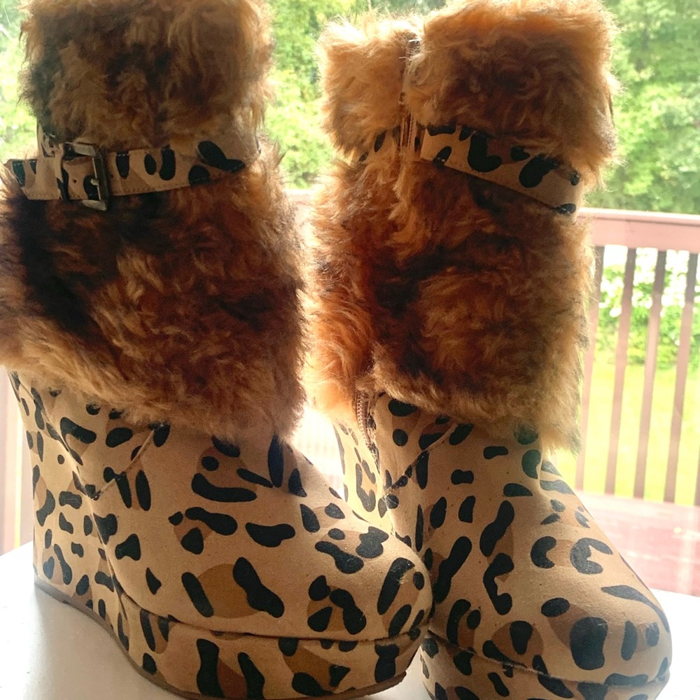 Rouge Faux Fur Leopard-Print Wedge Booties - Tan